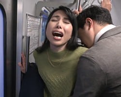 Le meten mano a Makiko Tsurukawa en el metro contra su voluntad